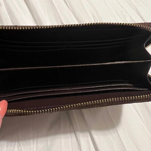 Brown Coach Wallet - Picture 3 of 3